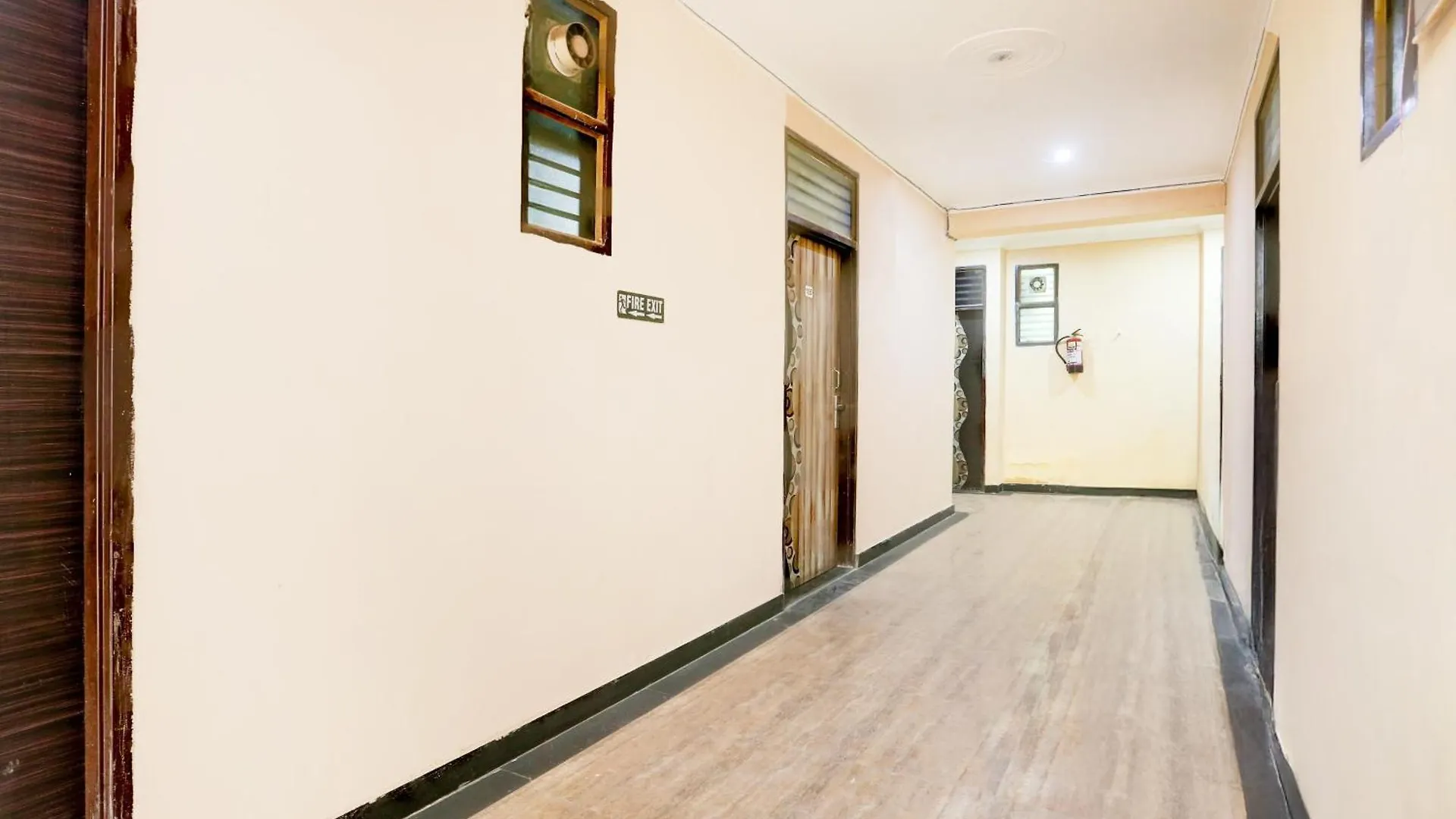 Super Hotel O Sheetla Colony Gurgaon